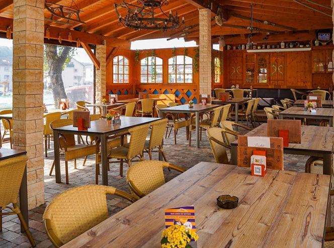 Brauerei Walter Hotel Валдсхут-Тинген Екстериор снимка